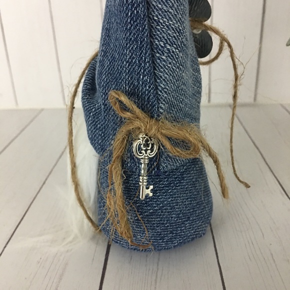 ❌SOLD ❌Daisy Denim Gnome Handmade Blue Yellow Jute Silver Key Charm Farmhouse - Picture 7 of 15